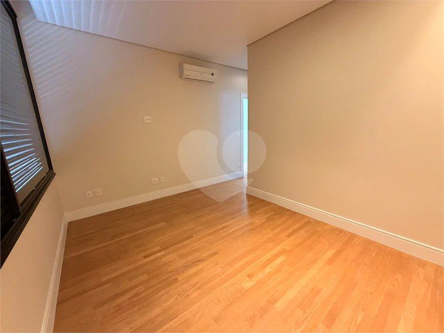 CASA À VENDA CONDOMINIO PORTAL BRAGANÇA | 4 SUÍTES | PISCINA