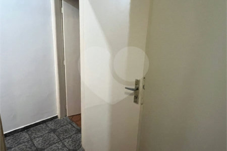 Casa à venda com 4 quartos em Jardim Helena, São Paulo, SP