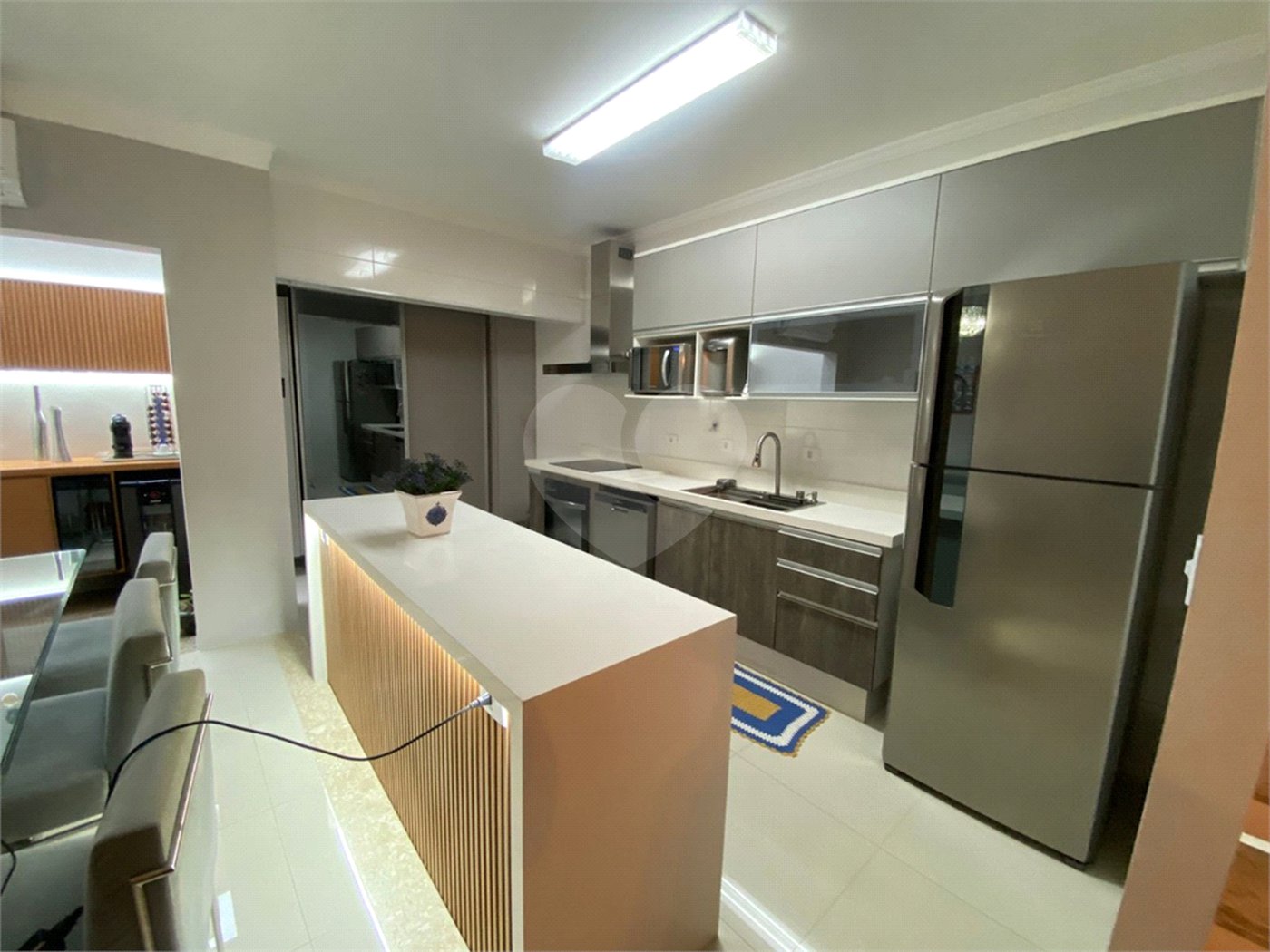 Casa à venda com 3 suítes no condomínio Belle Villle, São Paulo - SP