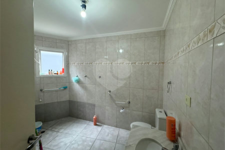 Casa à venda com 6 suítes no condomínio Arujá V, Arujá - SP