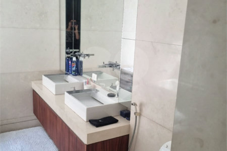 Apartamento à venda com 2 suítes em Cerqueira César, São Paulo, SP