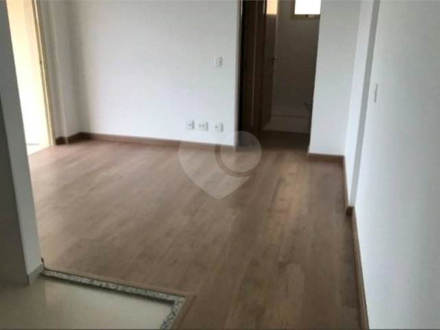 Apartamento à venda com 1 quarto em Santana, São Paulo, SP