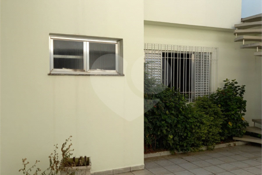 Sobrado à venda com 5 quartos, sendo 2 suítes,  em Tremembé, São Paulo, SP