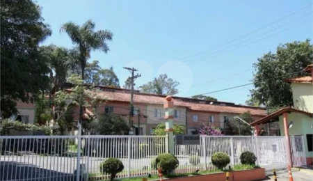 Casa à venda com 2 quartos no condomínio Jaragua Village Park, São Paulo - SP