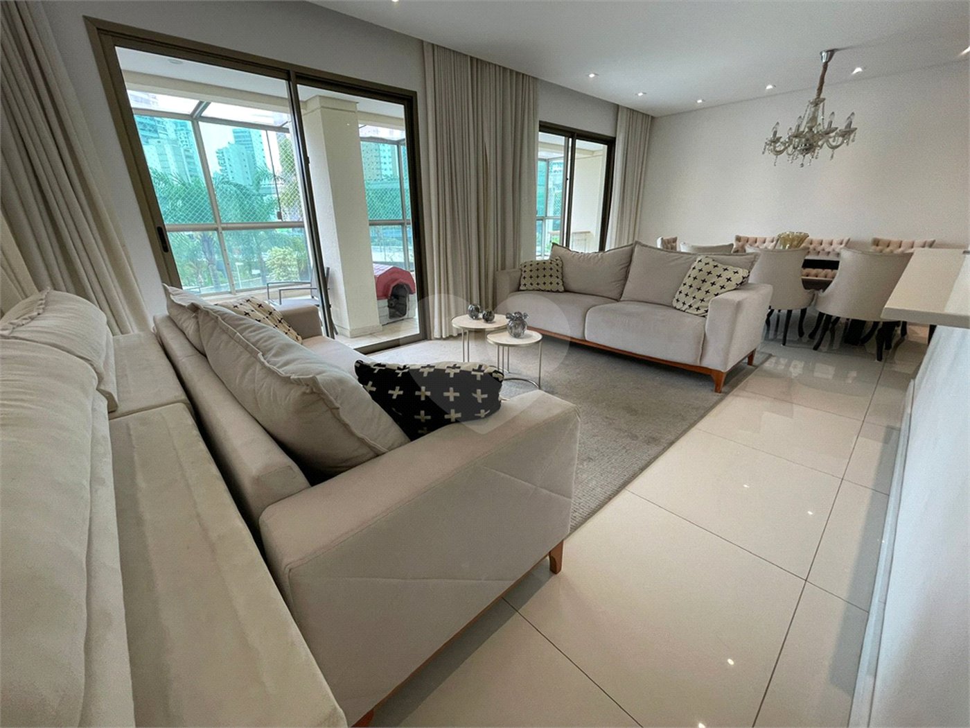 Apartamento à venda com 3 suítes em Brooklin Paulista, São Paulo, SP