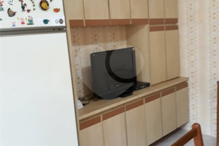 Casa à venda com 2 quartos, sendo 1 suíte,  em Vila Anastácio, São Paulo, SP