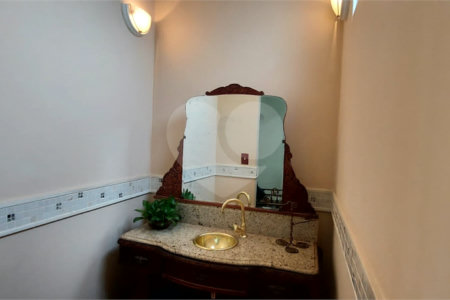 Casa à venda com 5 quartos, sendo 1 suíte, em Jardim Santa Paula, São Carlos, SP