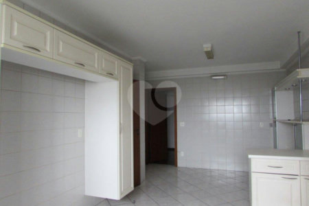 Apartamento à venda com 3 suítes em Bela Aliança, São Paulo, SP