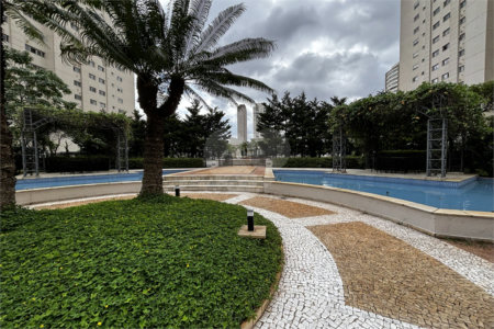 Apartamento para alugar com 3 suítes em Vila Romana, São Paulo, SP