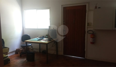 Sobrado à venda com 3 quartos, sendo 1 suíte,  em Alto da Boa Vista, São Paulo, SP