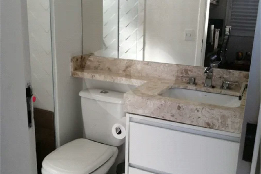 Apartamento à venda com 3 suítes em Vila Romana, São Paulo, SP