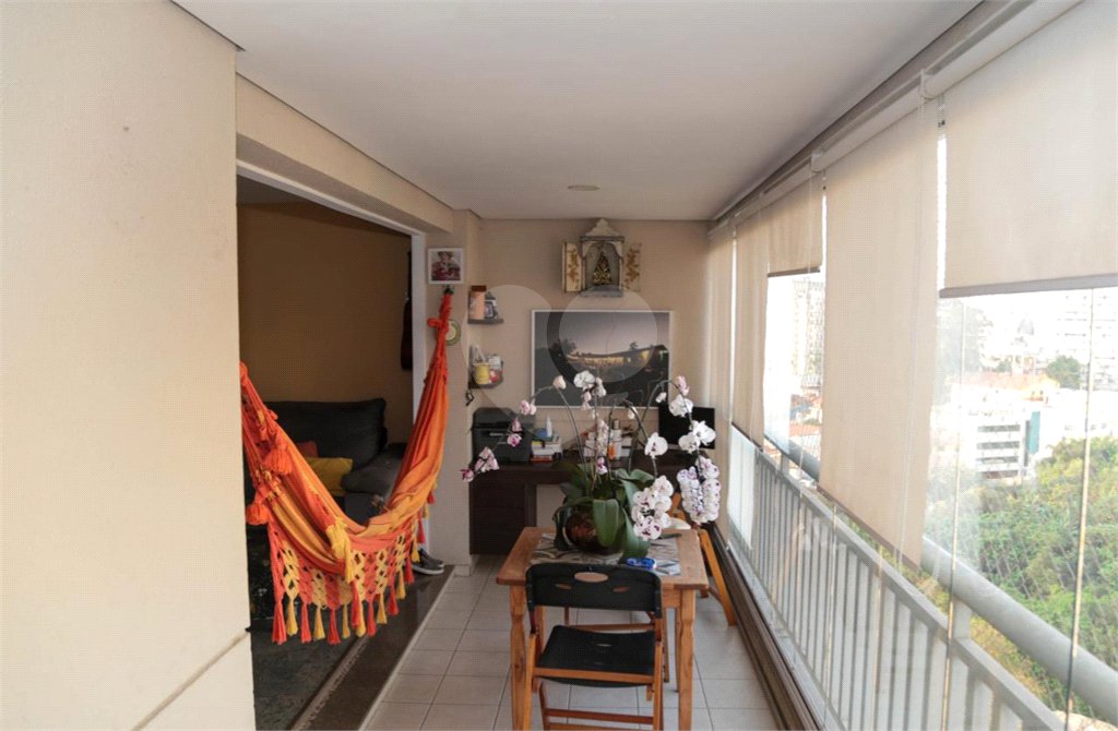 Apartamento à venda com 4 quartos, sendo 2 suítes,  em Lar São Paulo, São Paulo, SP
