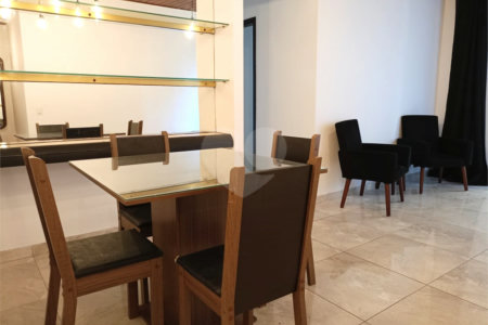 Apartamento na Consolação com 97m², 3 dormitórios, 1 vaga, próximo a Av. Paulista e estação de metrô