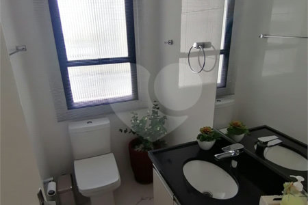 Apartamento à venda com 2 quartos, sendo 1 suíte, em Vila Mariana, São Paulo, SP