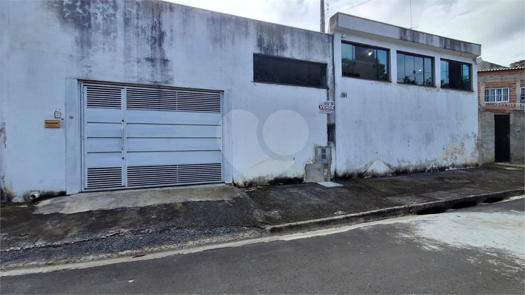 Casa à venda com 2 quartos, sendo 1 suíte, em Jardim Portal do Itavuvu, Sorocaba, SP