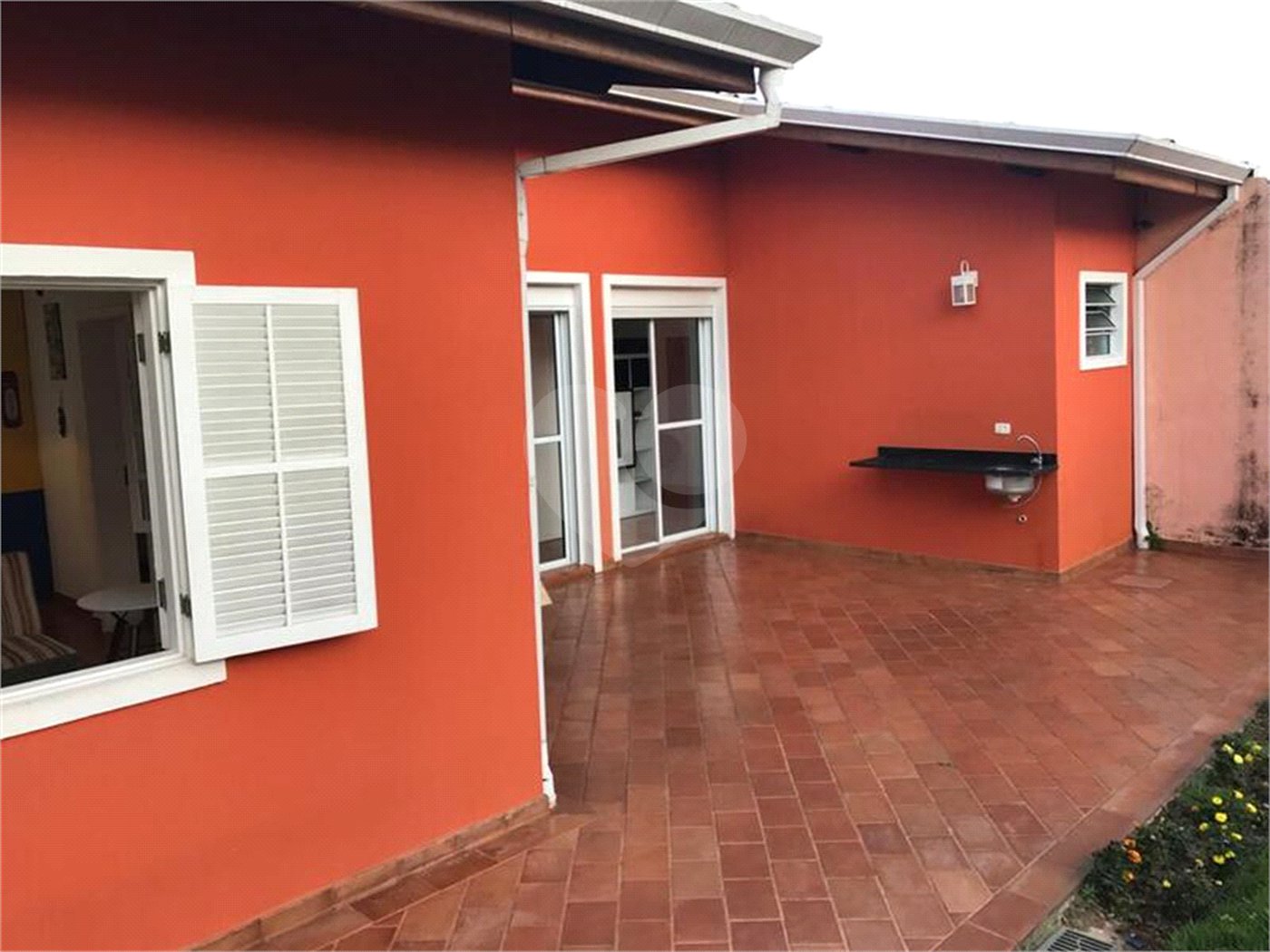 Casa de Vila à venda com 3 quartos, sendo 1 suíte,  em Cidade São Francisco, São Paulo, SP