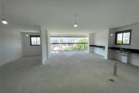 Apartamento à venda com 4 suítes em Jardim Bebedouro, Guarulhos, SP