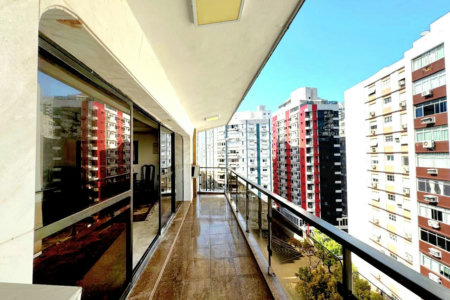 Apartamento próximo da praia com 4 dormitórios à venda, 257 m² por R$ 2.200.000 - Gonzaga - Santos/SP