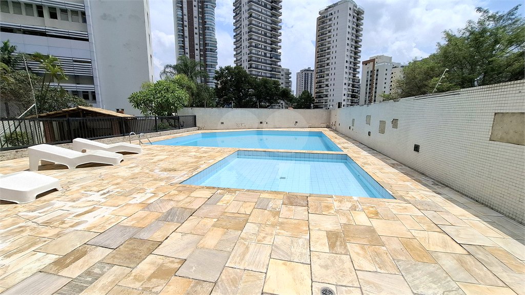 Apartamento à venda com 3 suítes em Santana, São Paulo, SP