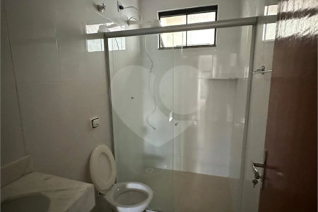 Casa à venda com 4 quartos, sendo 2 suítes, em Residencial Ponta Porã I, Ponta Porã, MS