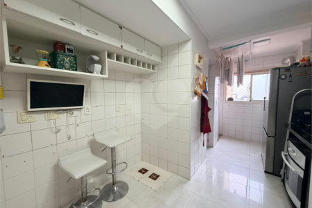 Apartamento à venda com 3 quartos, sendo 1 suíte,  em Vila Guarani (z Sul), São Paulo, SP