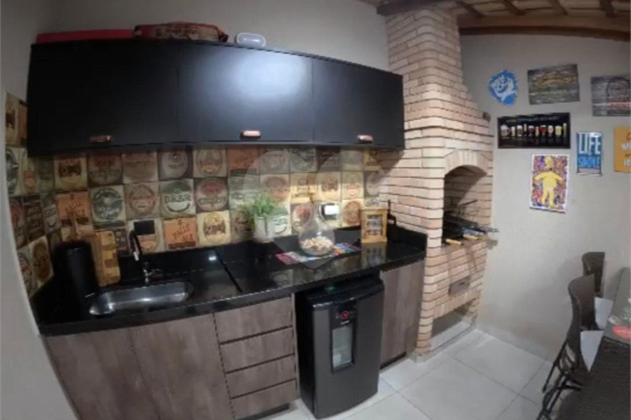 Sobrado à venda com 3 quartos, sendo 1 suíte, em Vila Lucia, São Paulo, SP