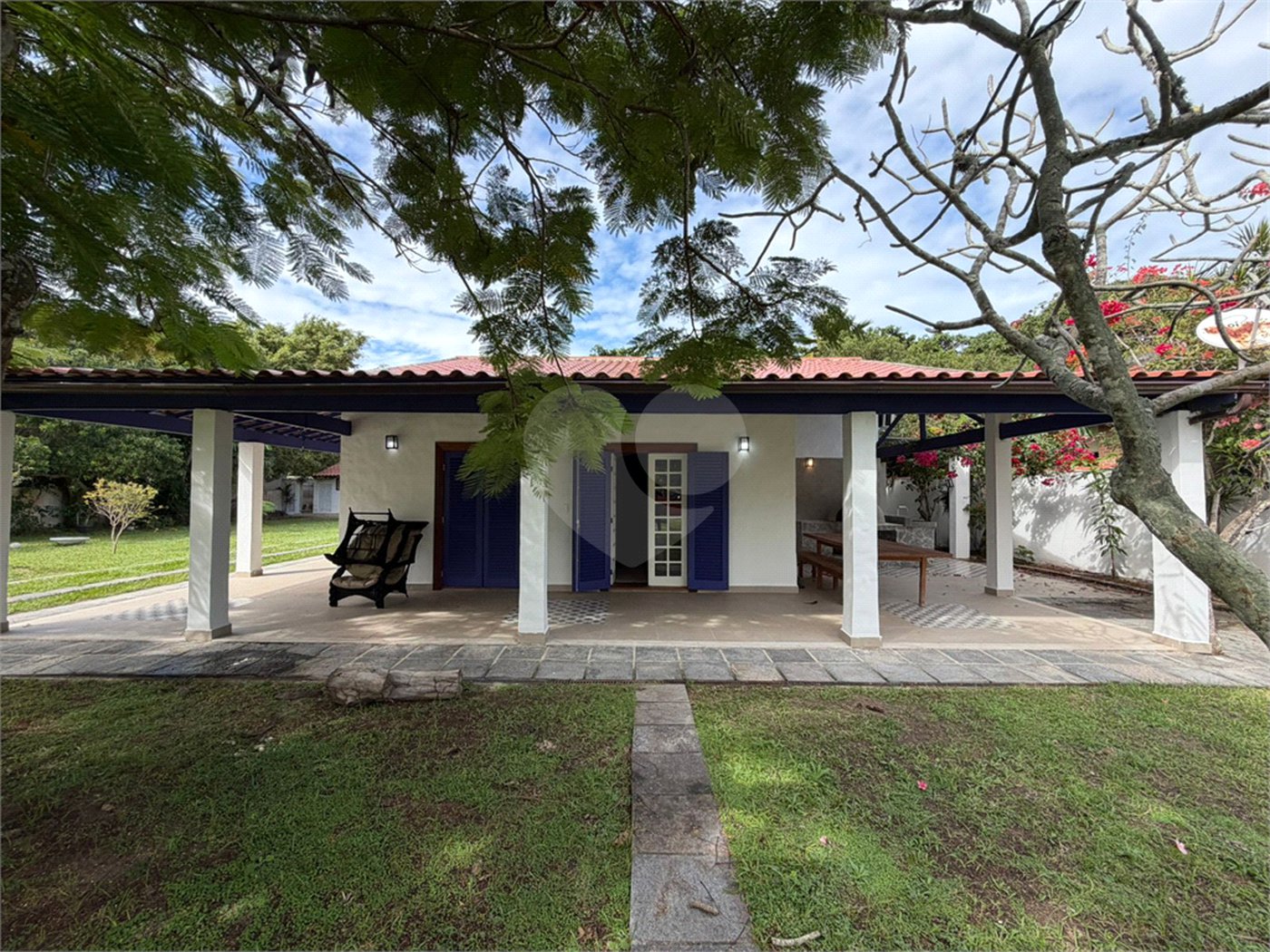 Casa à venda com 4 quartos, sendo 2 suítes, em Ogiva, Cabo Frio, RJ