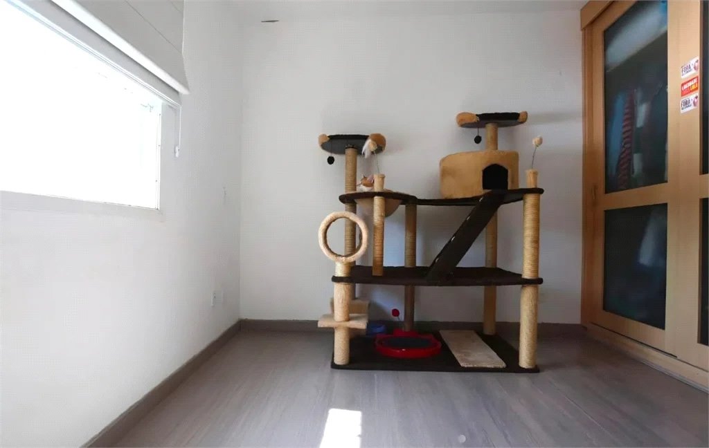 Casa à venda com 3 quartos, sendo 1 suíte, no condomínio Residencial Villagio, São Paulo - SP