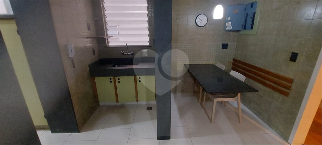 Apartamento à venda com 4 quartos, sendo 1 suíte,  em Laranjeiras, Rio de Janeiro, RJ