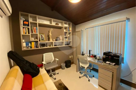 Casa à venda com 4 quartos, sendo 3 suítes,  em Praia Rasa, Armação dos Búzios, RJ