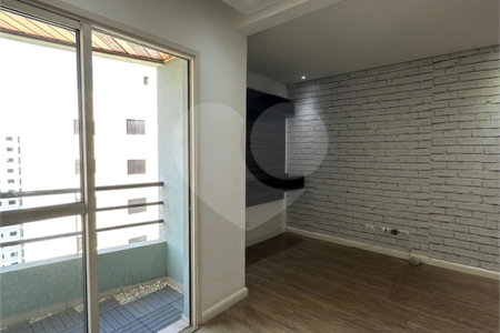 Apartamento à venda com 3 quartos, sendo 1 suíte,  em Gopoúva, Guarulhos, SP