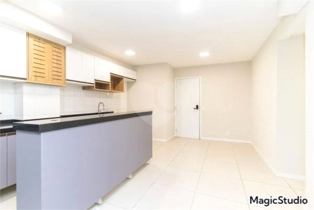 Apartamento à venda com 2 quartos em Vila Carmosina, São Paulo, SP