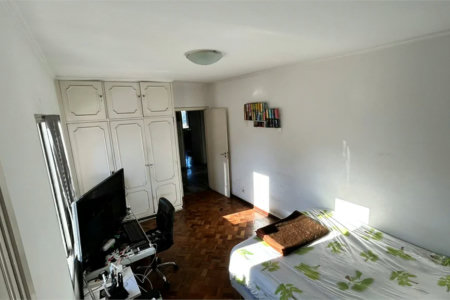 Sobrado à venda com 6 quartos, sendo 1 suíte, em Sumarezinho, São Paulo, SP