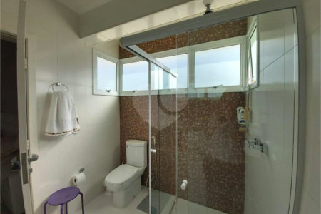 Casa à venda com 4 suítes no condomínio Aldeia da Serrinha, Sorocaba - SP