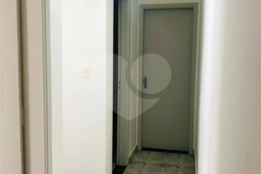 Sobrado à venda com 4 quartos em Parque Edu Chaves, São Paulo, SP