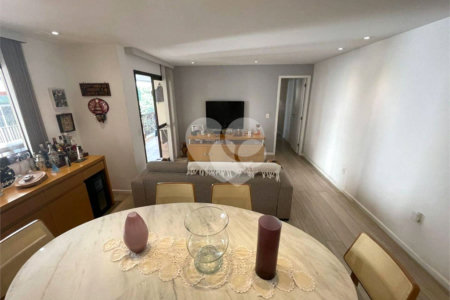 Apartamento à venda com 3 quartos, sendo 1 suíte,  em Tijuca, Rio de Janeiro, RJ