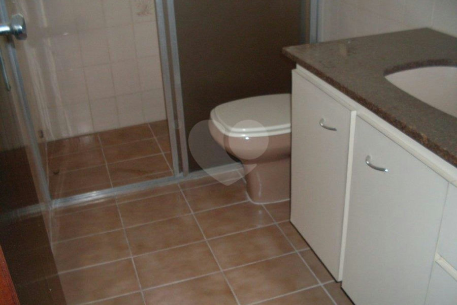 Casa à venda com 3 quartos, sendo 1 suíte,  em Vila Irmãos Arnoni, São Paulo, SP