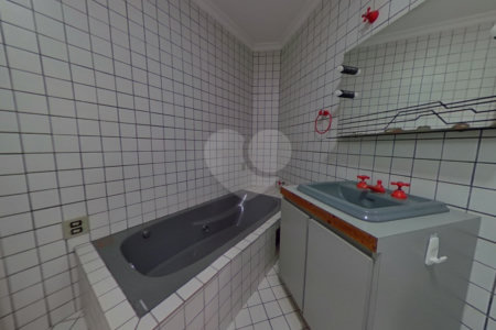Sobrado à venda ou para alugar com 4 quartos, sendo 3 suítes, em Jardim Franca, São Paulo, SP