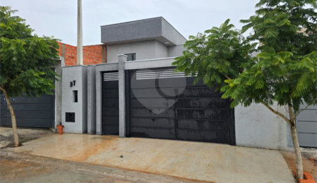 Casa à venda com 3 quartos, sendo 1 suíte,  em Residencial Villaggio Di Capri, Itapetininga, SP