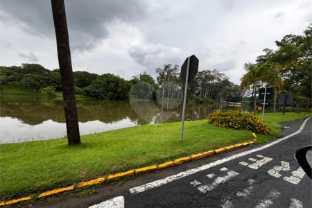 Casa à venda com 4 quartos, sendo 2 suítes, no condomínio Zuleika Jabour, Salto - SP
