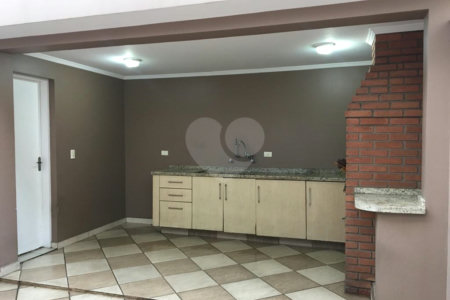 Sobrado à venda com 3 quartos, sendo 1 suíte, em Vila Medeiros, São Paulo, SP
