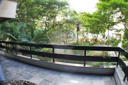Apartamento à venda ou para alugar com 4 suítes em Moema, São Paulo, SP