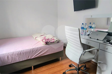 Sobrado à venda com 3 quartos, sendo 1 suíte, em Vila Butantã, São Paulo, SP