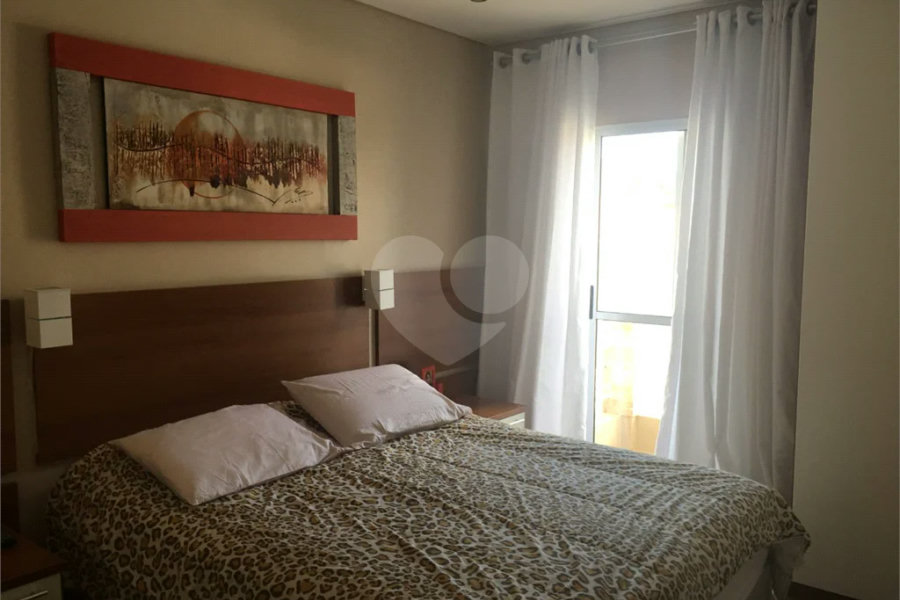 Casa à venda com 3 quartos, sendo 1 suíte, no condomínio Cond Res Paineiras, São Paulo - SP