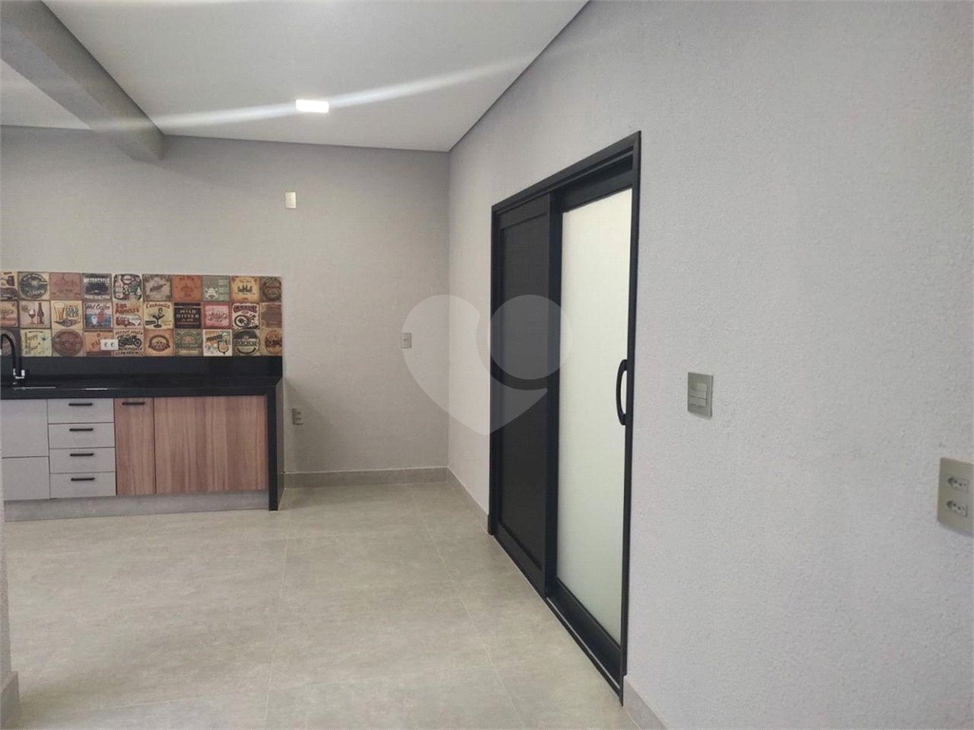 Casa à venda com 3 quartos, sendo 1 suíte, em Jardim Adriana, Indaiatuba, SP