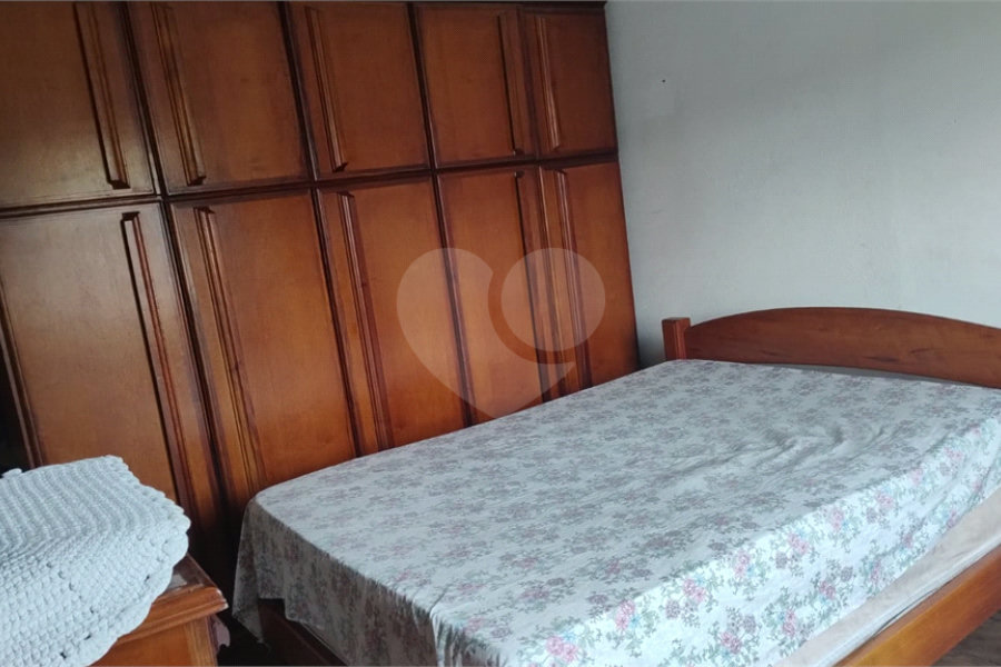 Sobrado à venda com 3 quartos, sendo 1 suíte, em Tremembé, São Paulo, SP