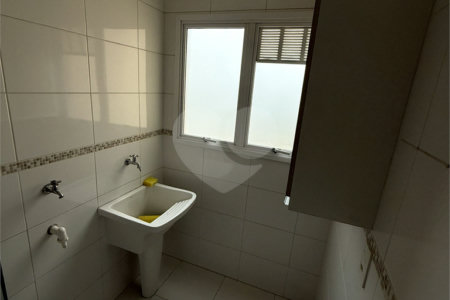Apartamento à venda com 3 quartos, sendo 1 suíte,  em Jardim Nova Era, Salto, SP