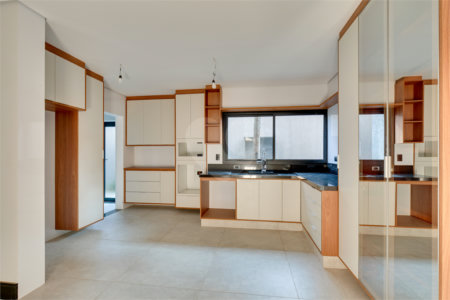 Casa à venda com 4 suítes no condomínio Reserva Robélia, São Paulo - SP