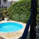 Casa em condomínio à venda com 3 quartos, sendo 2 suítes,  em Alto de Búzios, Armação dos Búzios, RJ