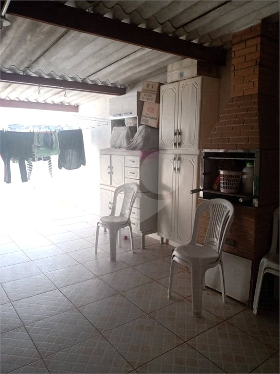 Sobrado à venda com 6 quartos em Horto, São Paulo, SP